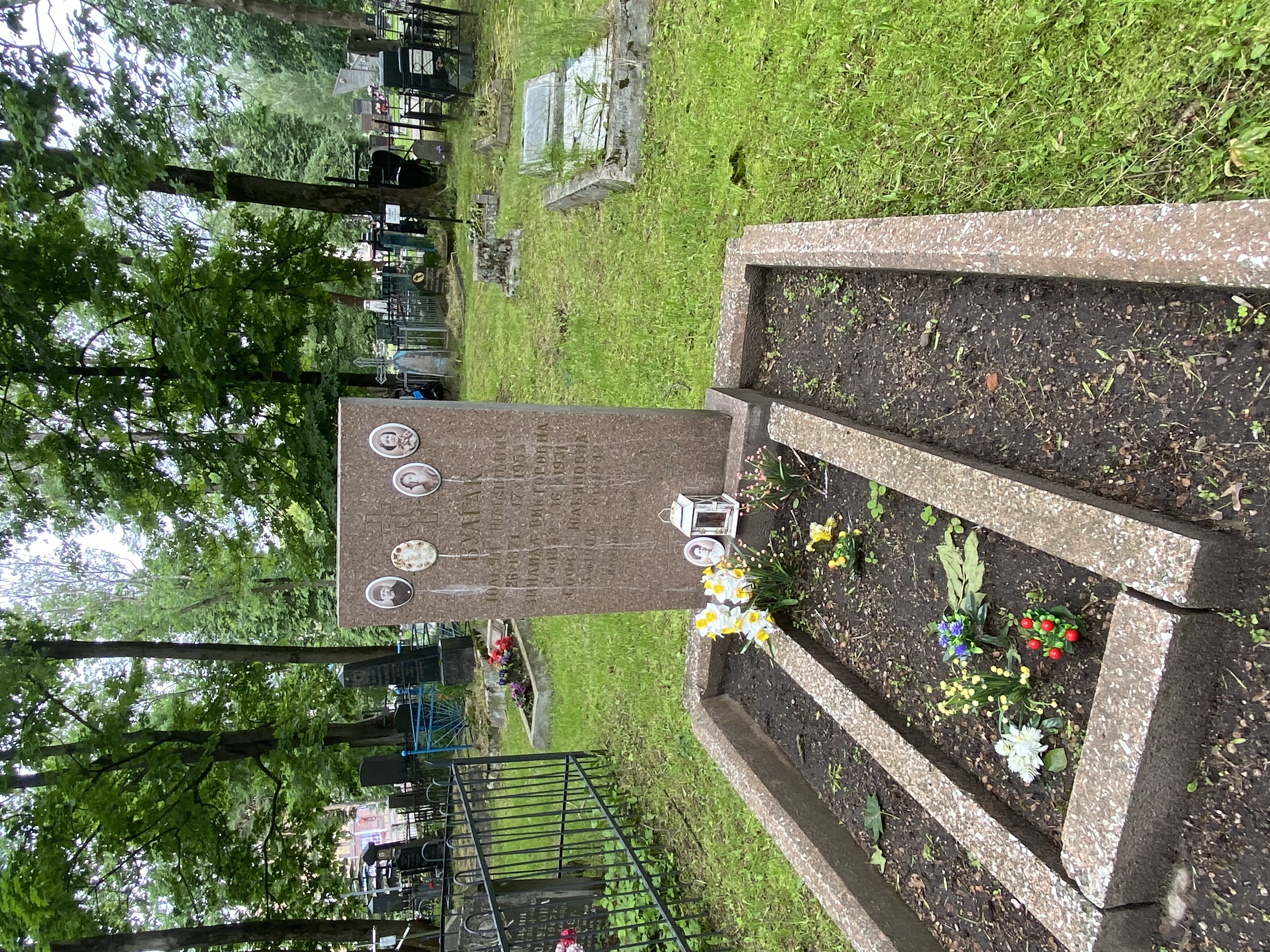 Фотография надгробия